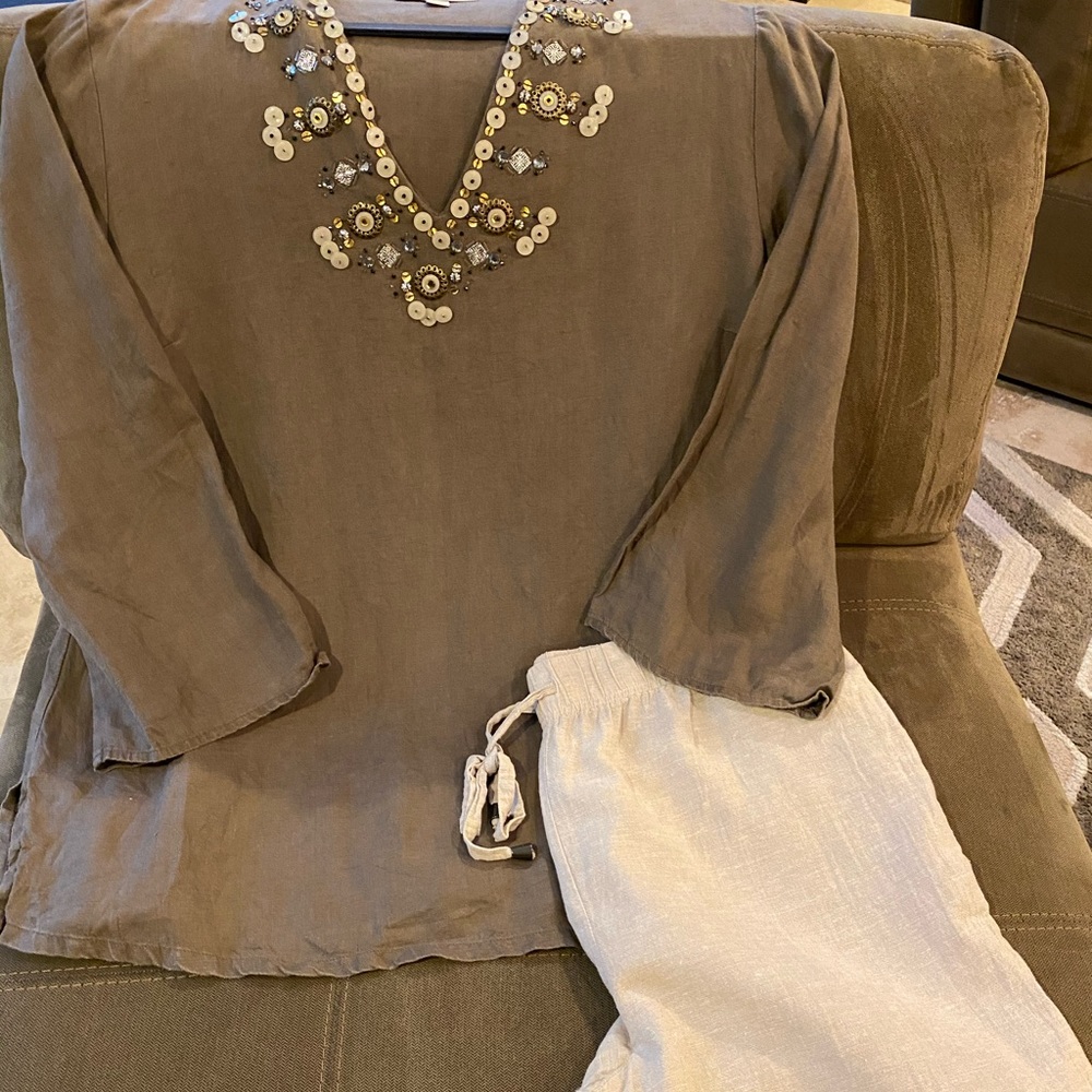 Women’s linen pants set